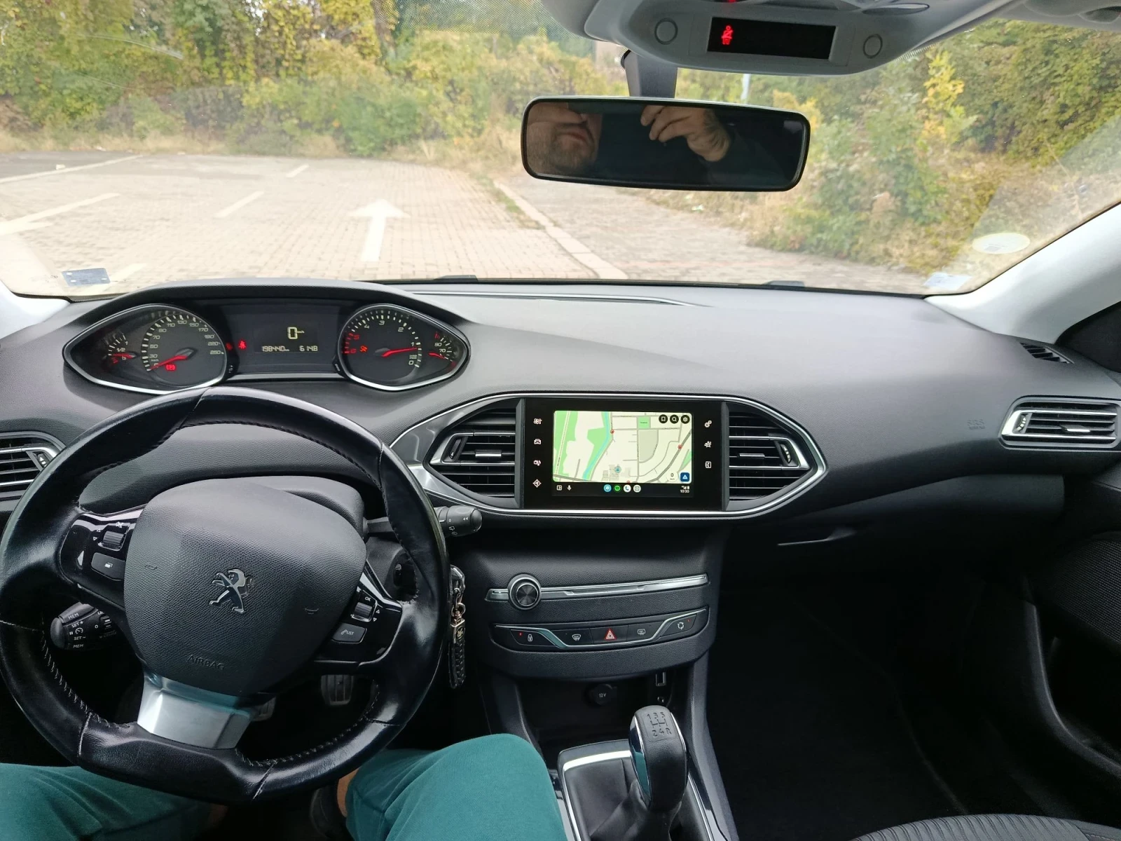 Peugeot 308 1.6 bluehdi, снимка 16 - Автомобили и джипове - 56233689