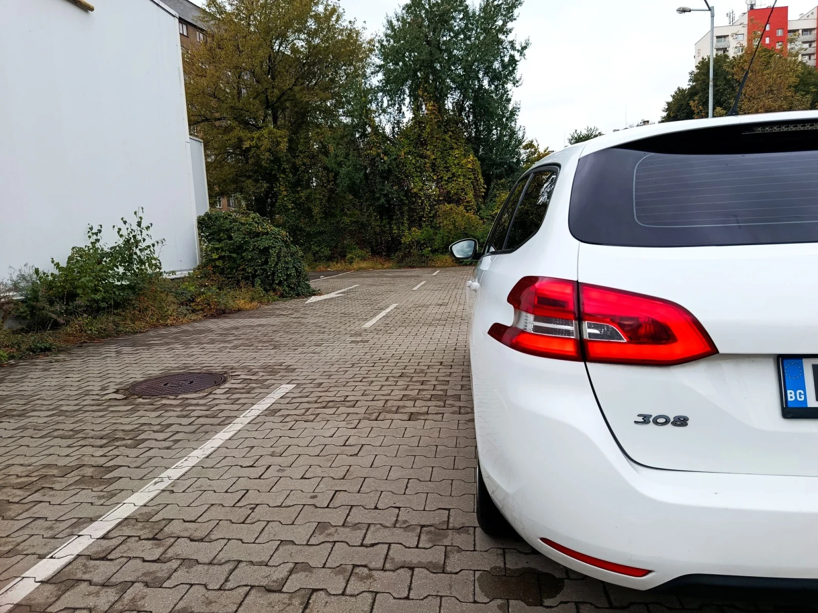 Peugeot 308 1.6 bluehdi, снимка 5 - Автомобили и джипове - 56233689