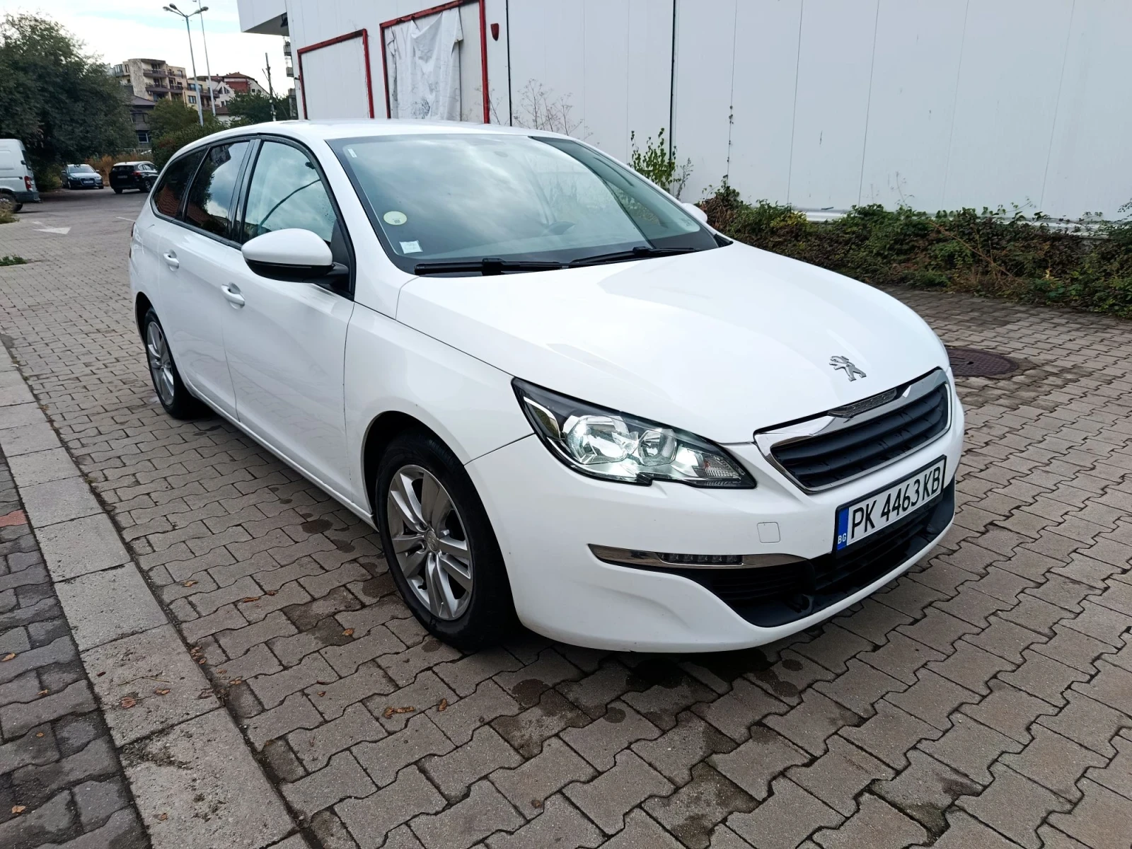 Peugeot 308 1.6 bluehdi, снимка 2 - Автомобили и джипове - 56233689