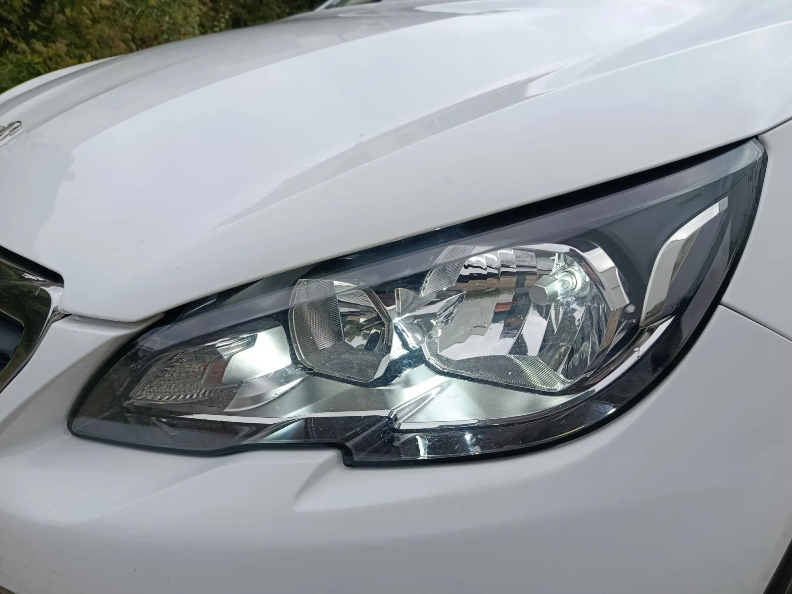 Peugeot 308 1.6 bluehdi, снимка 17 - Автомобили и джипове - 56233689