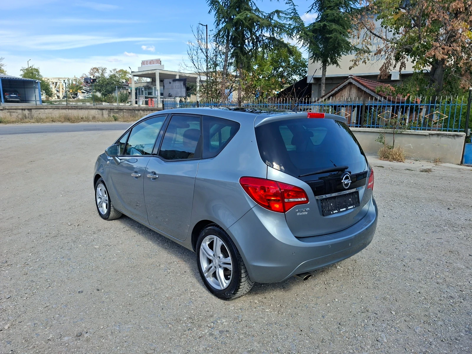 Opel Meriva 1.4 TURBO 140 к.с.ПАНОРАМА , снимка 5 - Автомобили и джипове - 56325237