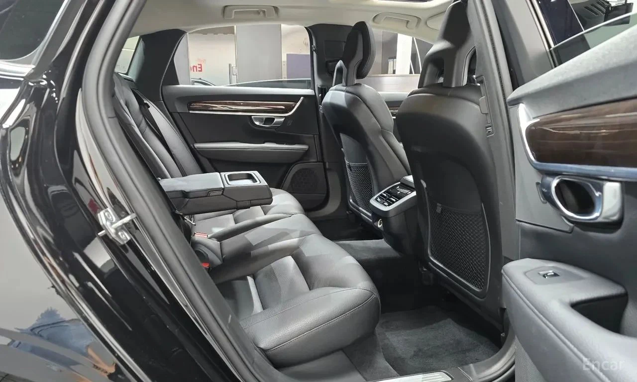 Volvo S90, снимка 16 - Автомобили и джипове - 56710751