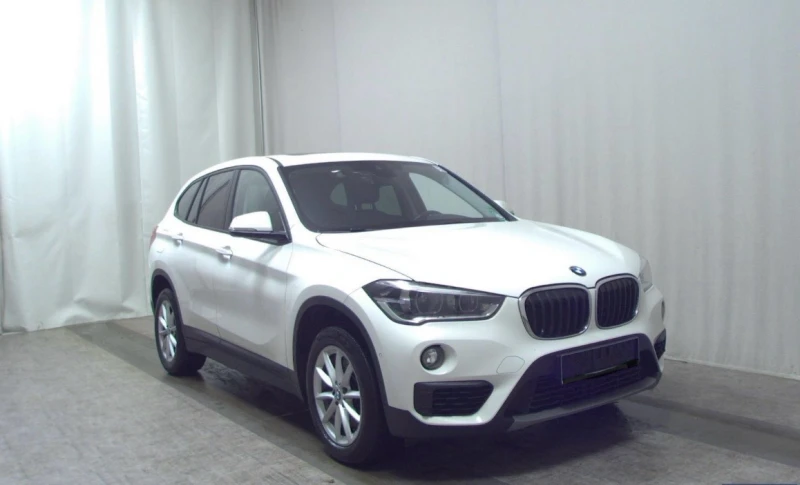 BMW X1 2.0d LED Теглич Панорама ЛИЗИНГ, снимка 2 - Автомобили и джипове - 47362199