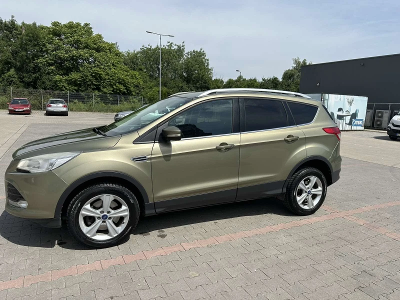 Ford Kuga, снимка 4 - Автомобили и джипове - 49526530