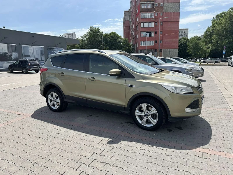 Ford Kuga, снимка 5 - Автомобили и джипове - 49526530