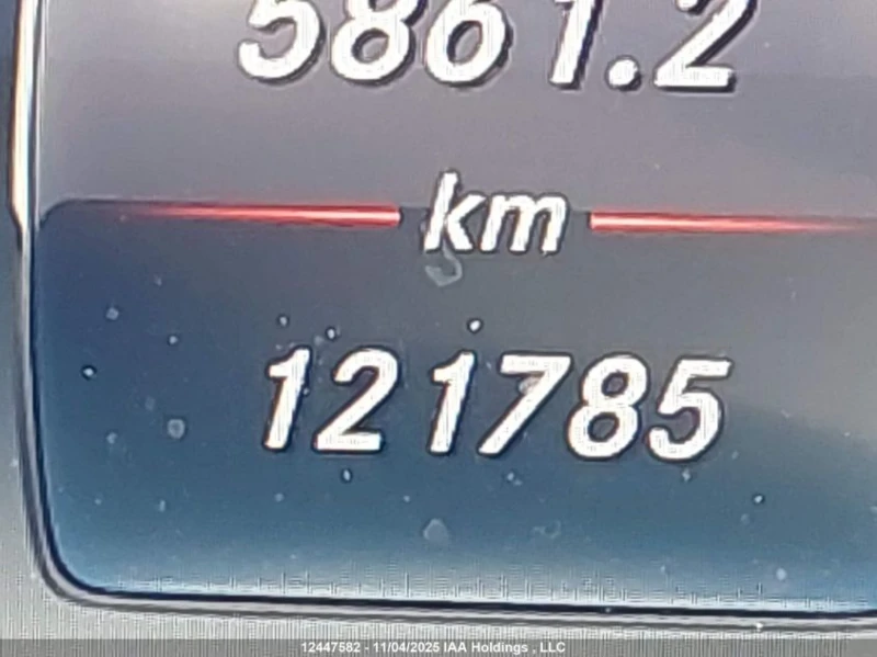 Mercedes-Benz GLC 300 AMG* 4MATIC* Памет* Панорама, снимка 9 - Автомобили и джипове - 52849175