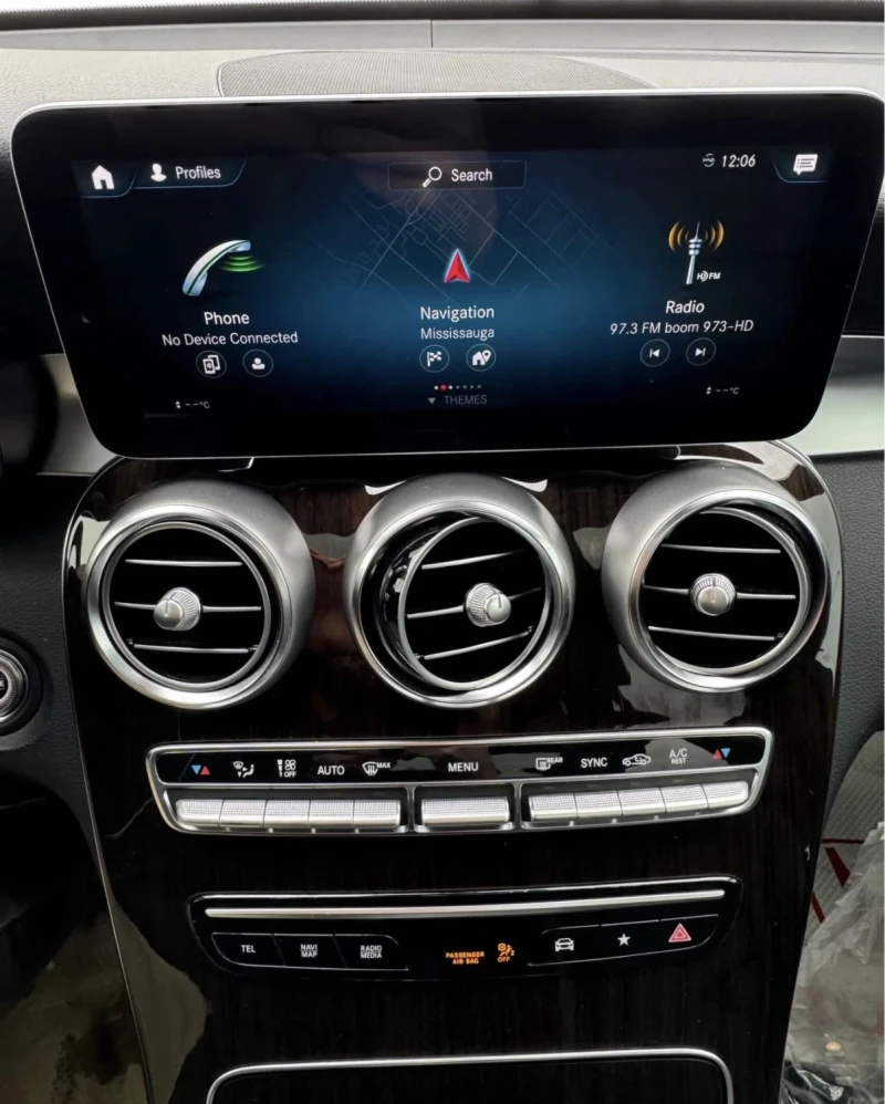 Mercedes-Benz GLC 300 Погреви * * Черен Салон * * Carfax * * Лизинг * * , снимка 9 - Автомобили и джипове - 53436657