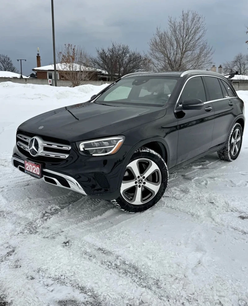 Mercedes-Benz GLC 300 Погреви * * Черен Салон * * Carfax * * Лизинг * * 