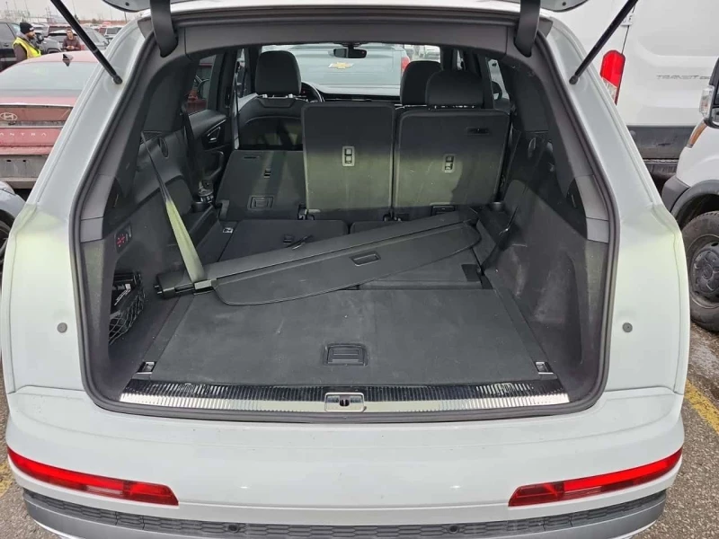 Audi Q7 * PROGRESSIV * 360 * PANO * 2  КЛЮЧА * ОБДУХВАНЕ *, снимка 15 - Автомобили и джипове - 53529659