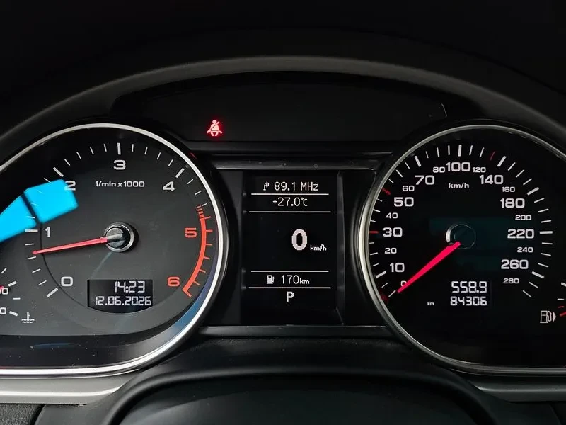 Audi Q7 3.0 TDI Quattro - САМО 30% АВАНС, снимка 8 - Автомобили и джипове - 55951552