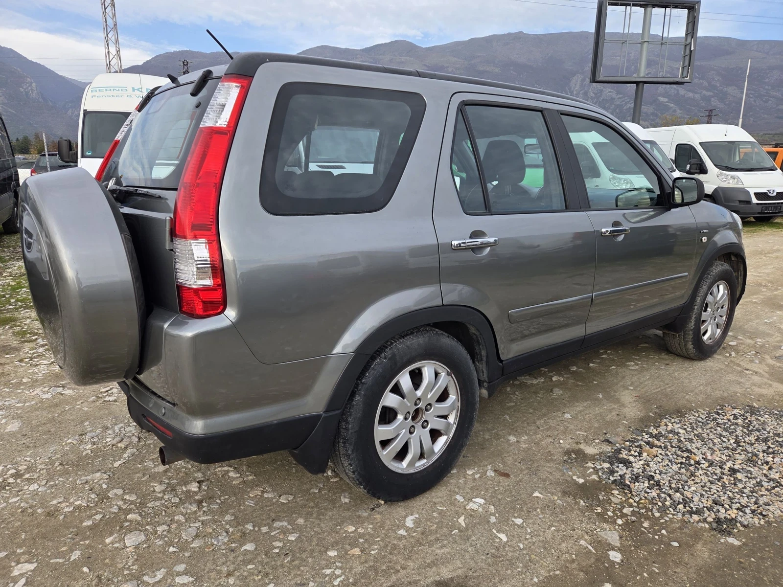 Honda Cr-v 2.0i.��� | Mobile.bg � ����������� 3