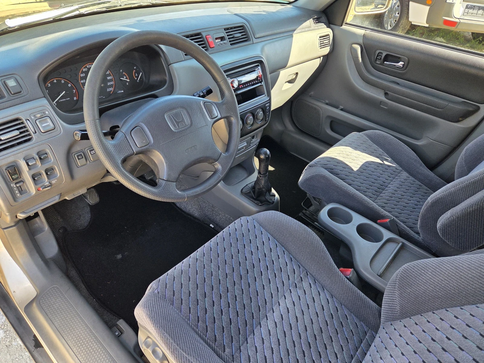 Honda Cr-v 2.0i.ГАЗ.147кс. - изображение 6