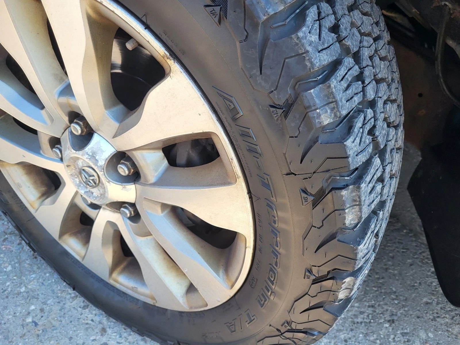 Toyota Sequoia Platinum CARFAX    | Mobile.bg   17