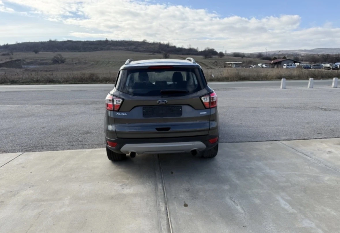 Ford Kuga  - изображение 4