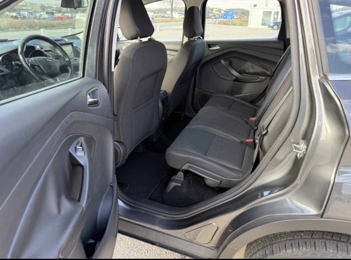 Ford Kuga  - изображение 10