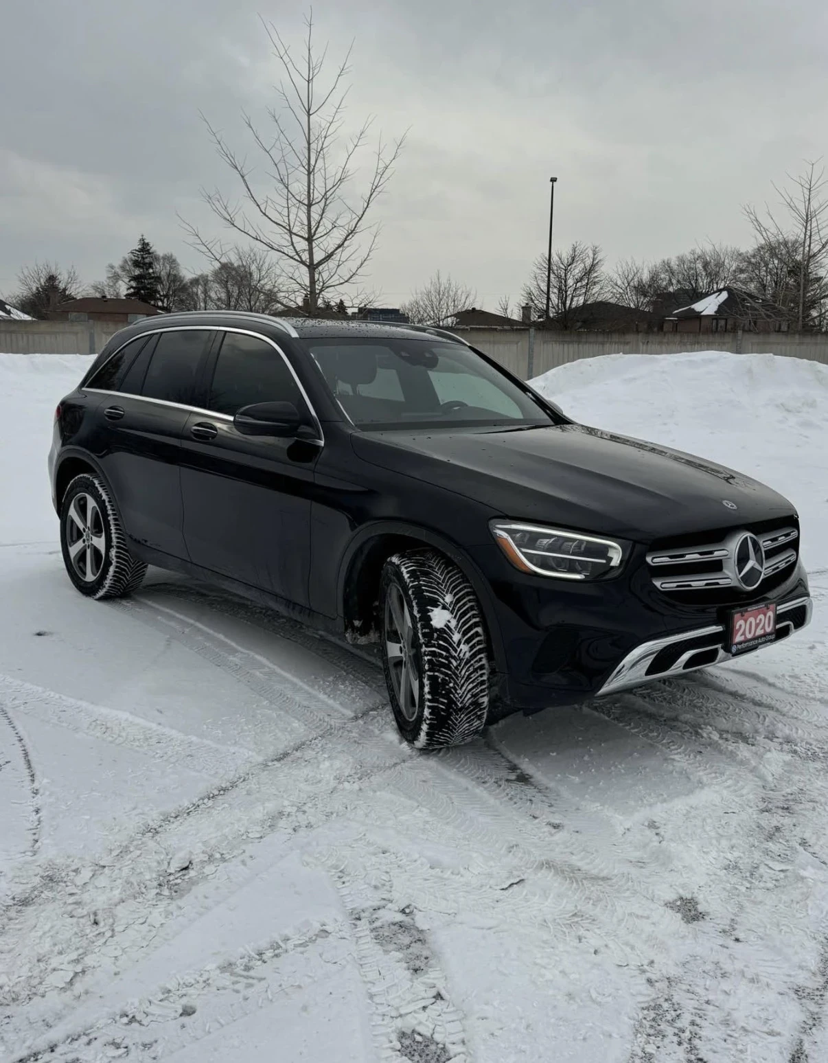 Mercedes-Benz GLC 300 Погреви * * Черен Салон * * Carfax * * Лизинг * *  - изображение 3