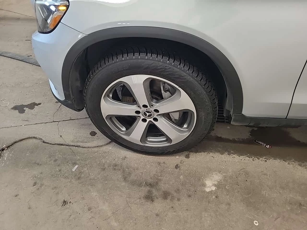 Mercedes-Benz GLC 300 4MATIC | PANO | KEYLESS | AMBIENT | ПОДГРЕВИ | , снимка 6 - Автомобили и джипове - 53759890