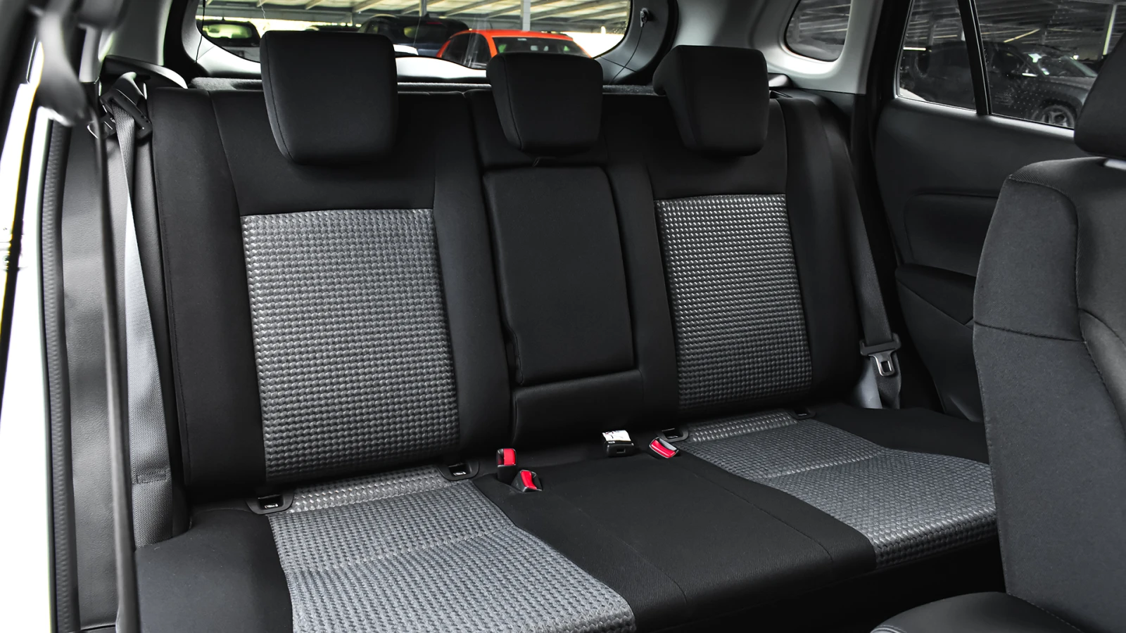 Suzuki SX4 S-Cross GL+ 1.4 Boosterjet Mild Hybrid, снимка 11 - Автомобили и джипове - 53875413