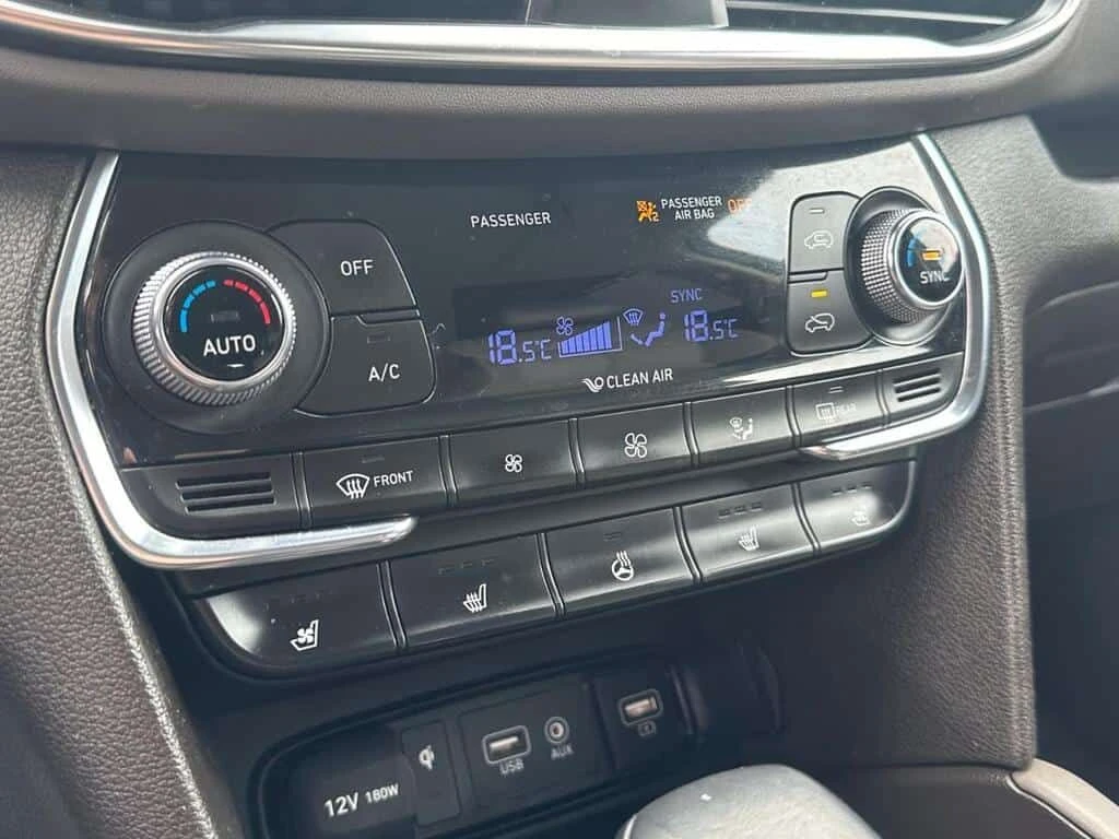 Hyundai Santa fe * Ultimate 2.0 * CARFAX * ФИКСИРАНА ЦЕНА ДО БГ* , снимка 12 - Автомобили и джипове - 54055845