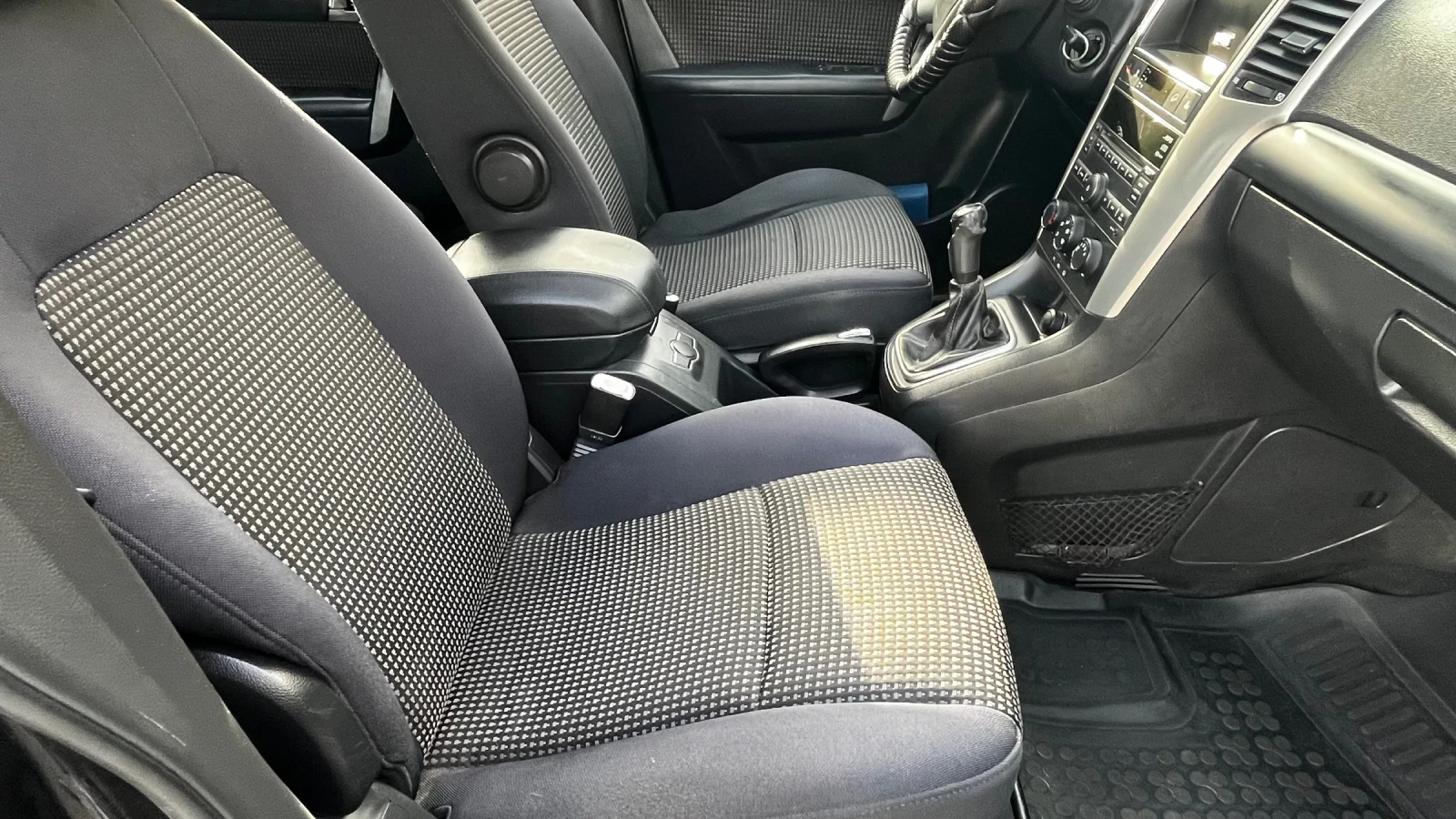 Chevrolet Captiva, снимка 12 - Автомобили и джипове - 54267145