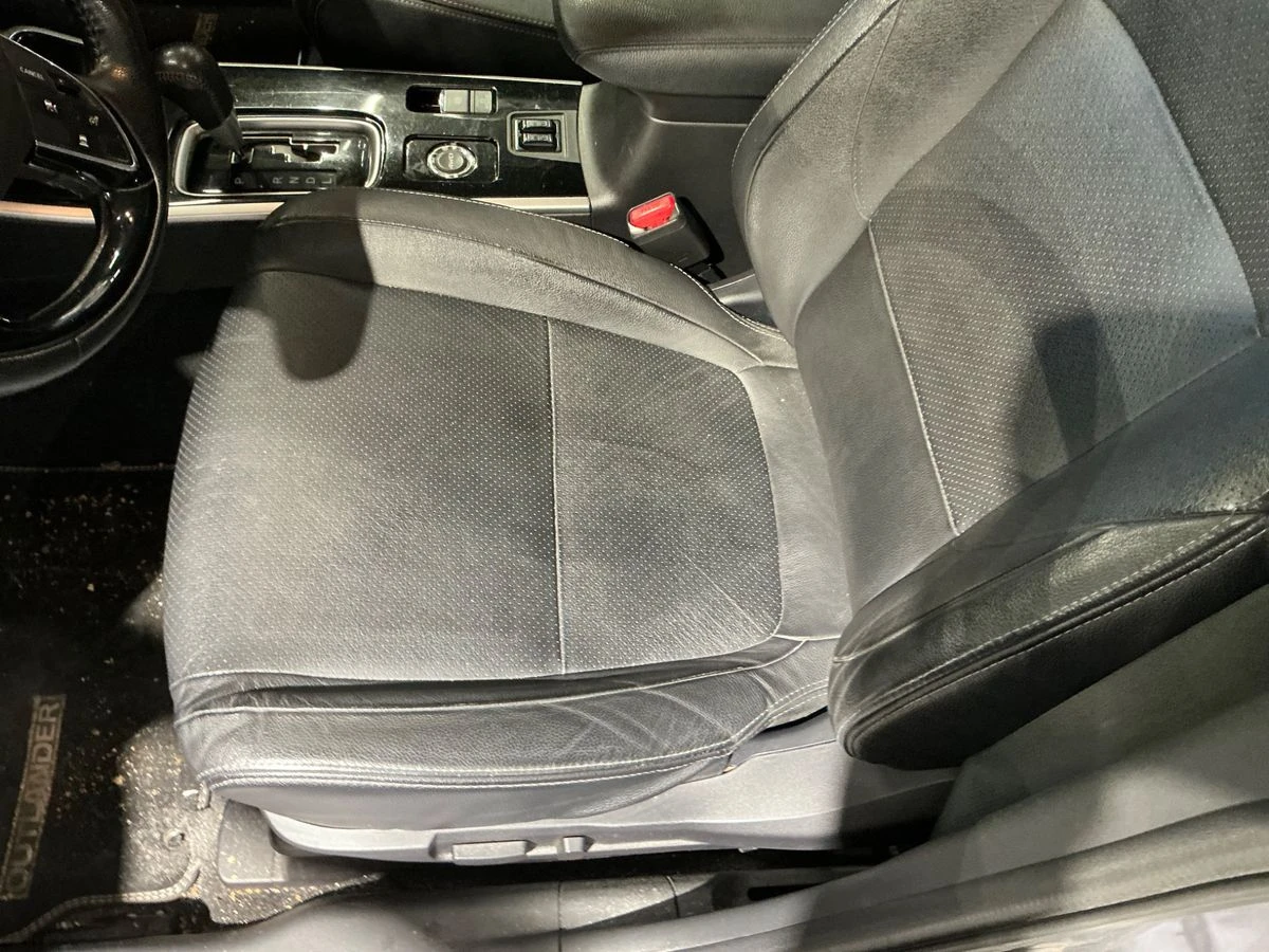 Mitsubishi Outlander 2.2DI-D 4WD AVTOMAT/KAMERA/NAVI EURO 6, снимка 10 - Автомобили и джипове - 54694589