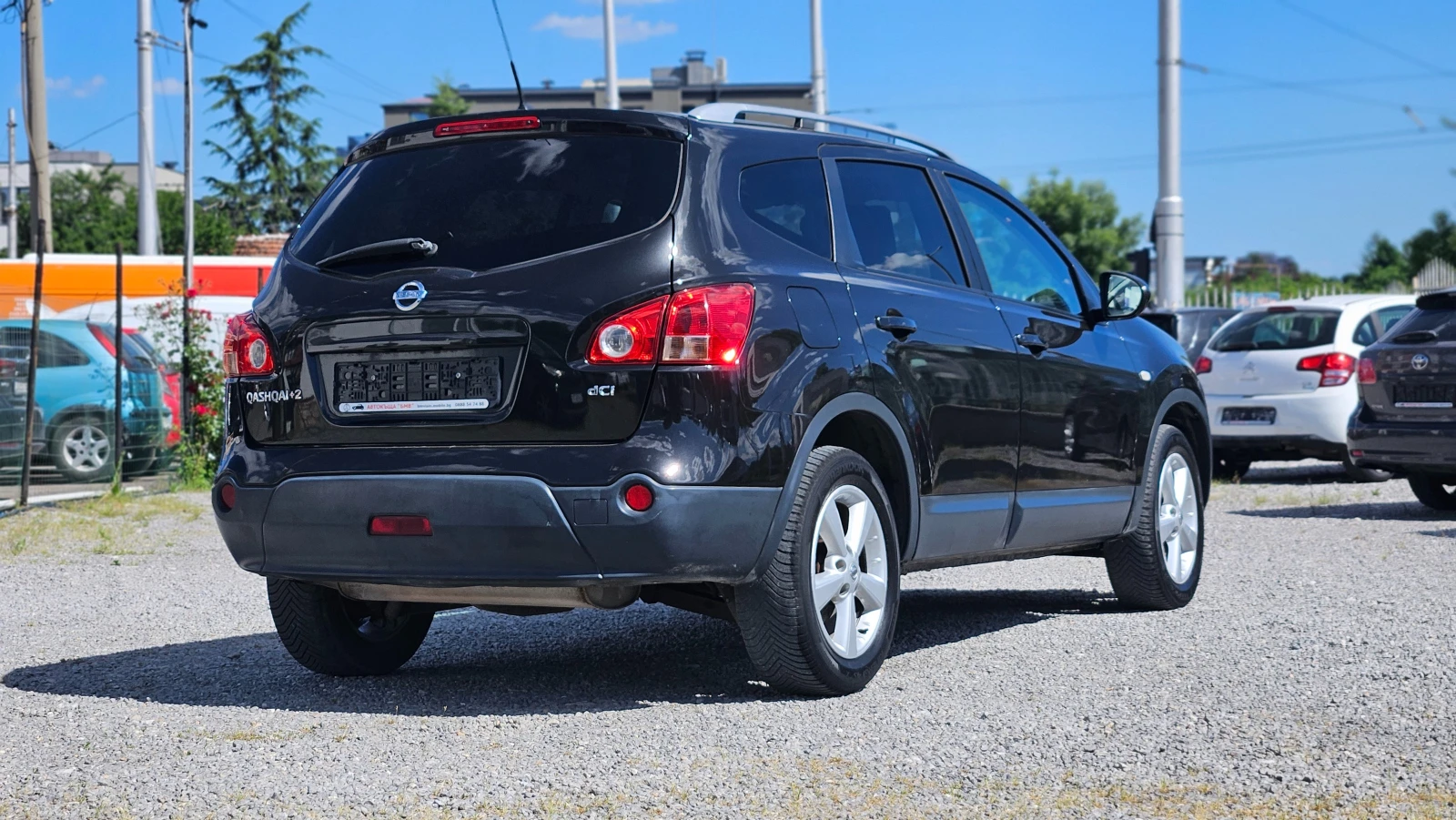 Nissan Qashqai 1.5 7 места, снимка 7 - Автомобили и джипове - 54711907