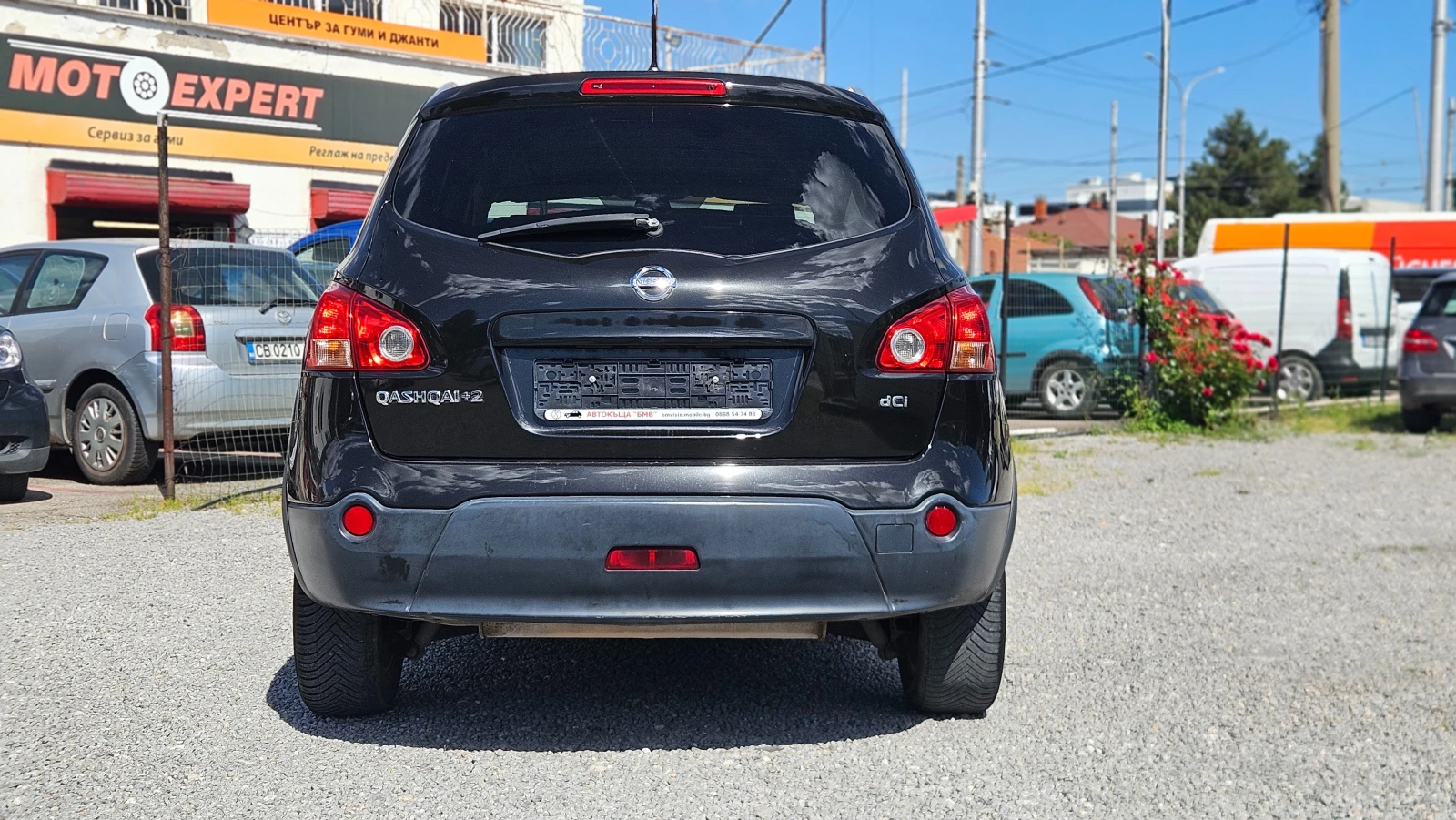 Nissan Qashqai 1.5 7 места, снимка 6 - Автомобили и джипове - 54711907