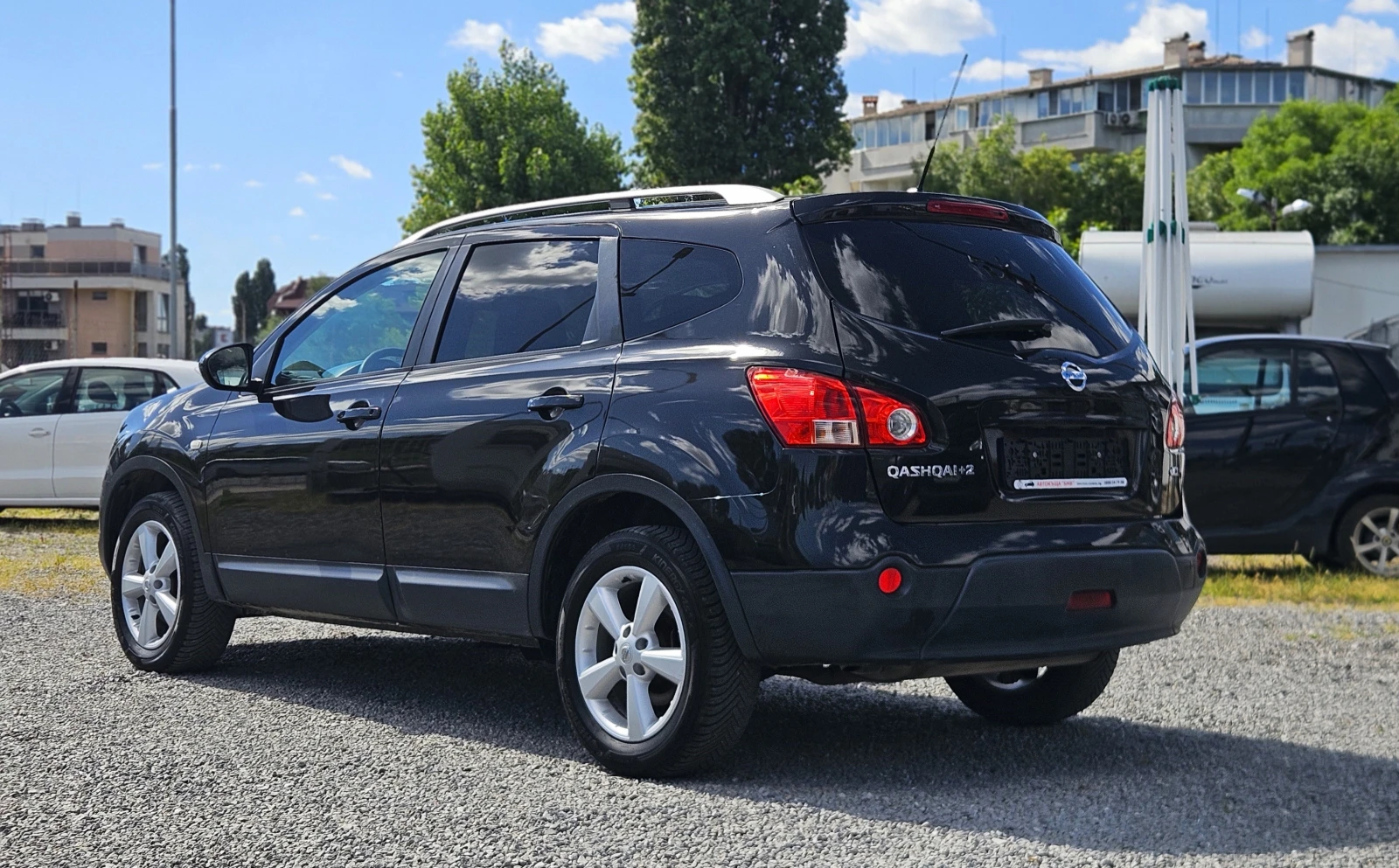 Nissan Qashqai 1.5 7 места, снимка 5 - Автомобили и джипове - 54711907