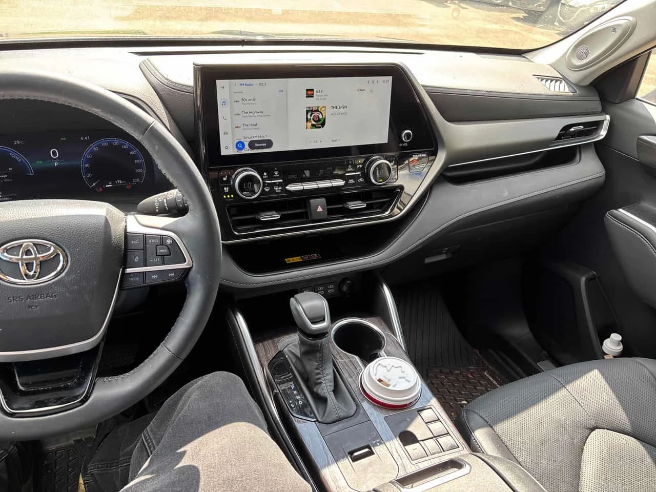 Toyota Highlander * Hybrid Limited * CARFAX * ОПЦИЯ ЗА ФИНАНСИРАНЕ, снимка 9 - Автомобили и джипове - 55199557