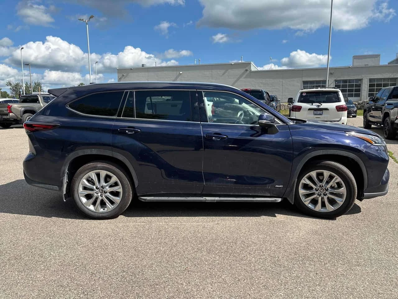 Toyota Highlander * Hybrid Limited * CARFAX * ОПЦИЯ ЗА ФИНАНСИРАНЕ, снимка 3 - Автомобили и джипове - 55199557