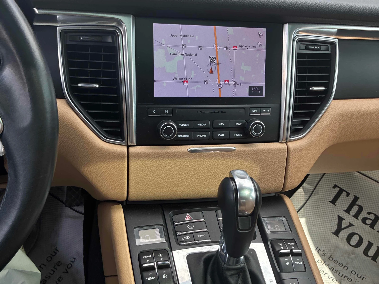 Porsche Macan * AWD * CARFAX * ОПЦИЯ ЗА ФИНАНСИРАНЕ, снимка 9 - Автомобили и джипове - 56114179
