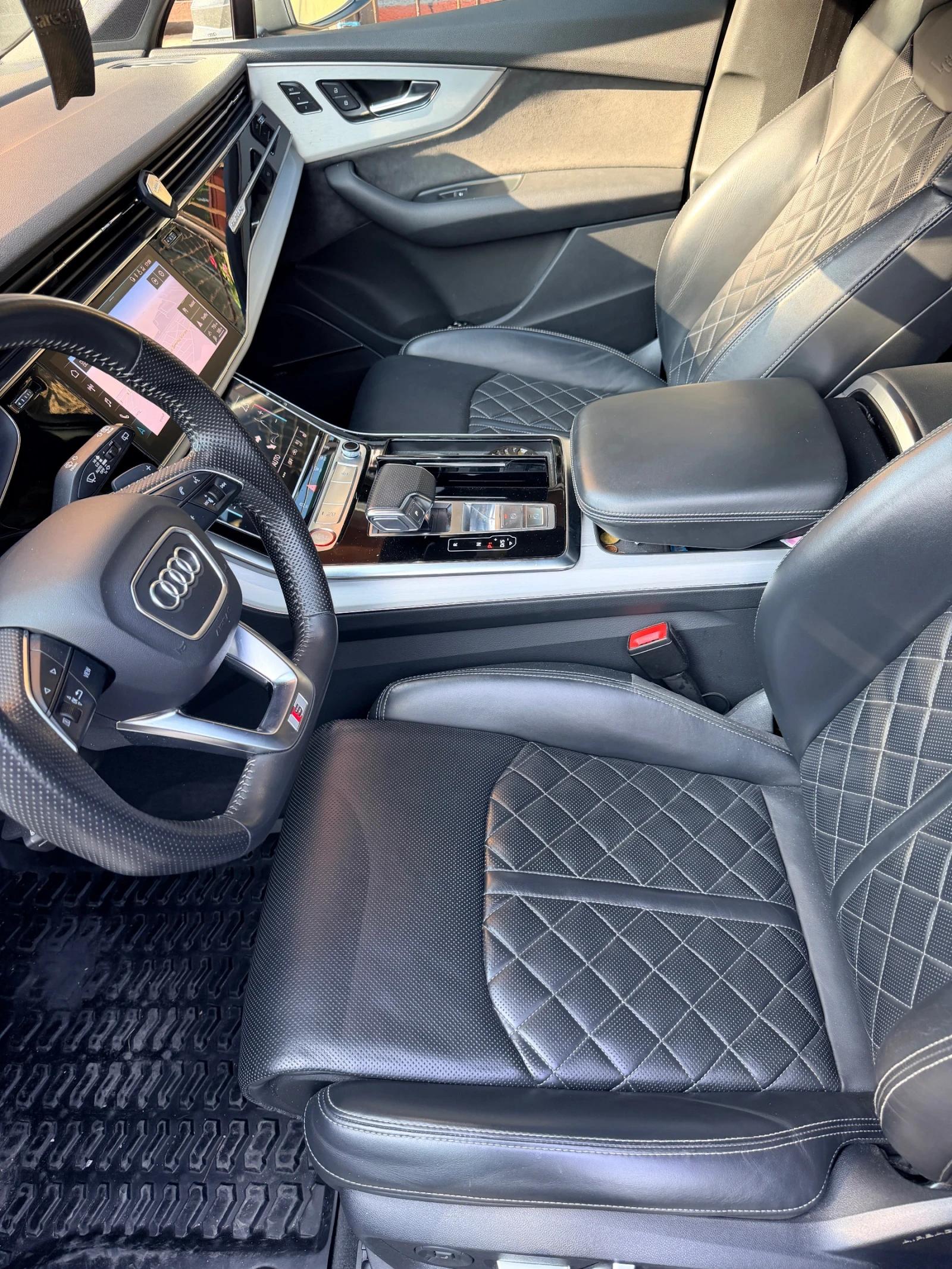 Audi SQ7, снимка 6 - Автомобили и джипове - 56213554
