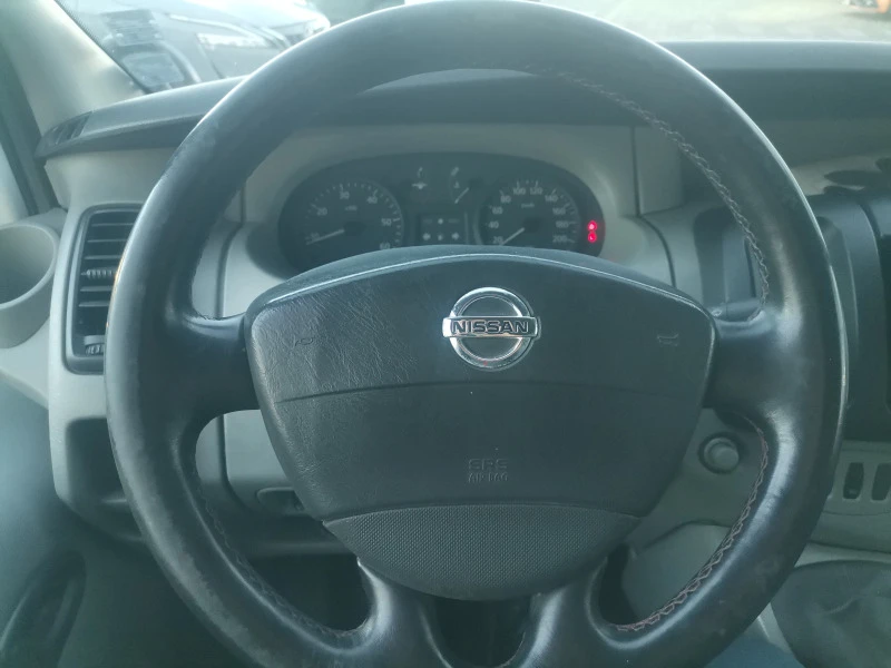 Nissan Primastar, снимка 5 - Бусове и автобуси - 42947544