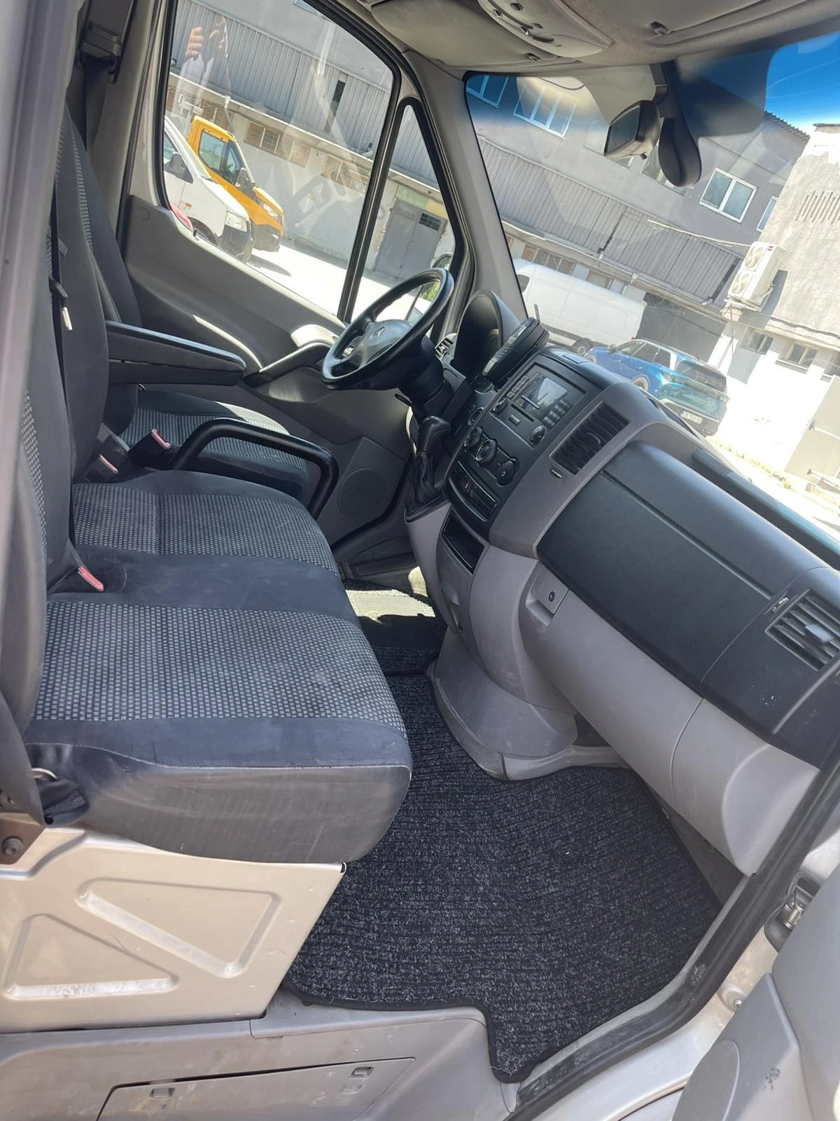 Mercedes-Benz Sprinter 319  - изображение 4