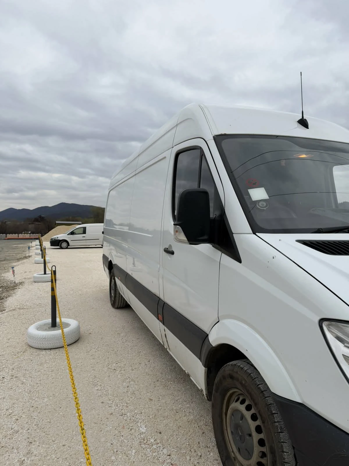 Mercedes-Benz 313 undefined | Auto.bg — изображение 1