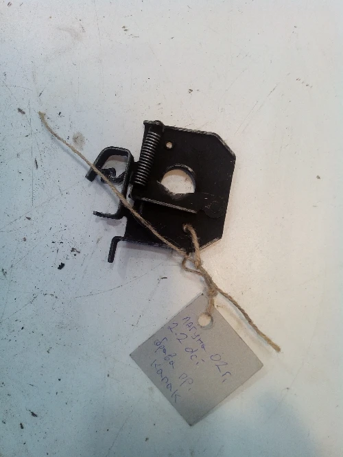 Брава преден капак за Рено Лагуна 2.2DCI