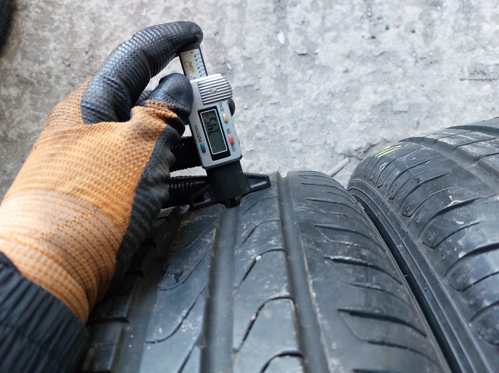 ���� 225/65R17 | Mobile.bg � ����������� 4