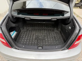 Mercedes-Benz C 250 cdi 4matic AMG-SPORT FACELIFT XENON ШВЕЙЦАРИЯ, снимка 17