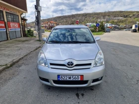 Toyota Corolla verso 2.0D4D, 116кс, 05г, Италия-БЕЗ РЪЖДИ , снимка 7