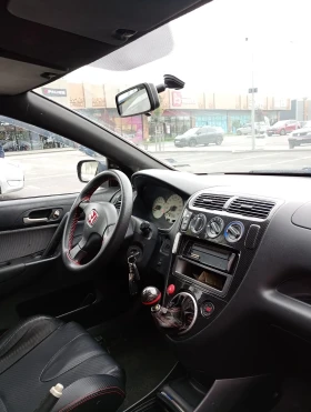 Honda Civic 1.6 VTEC газ бензин , снимка 9