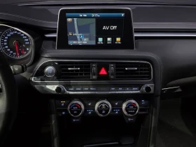 Genesis G70 2.0 Automatic, снимка 10