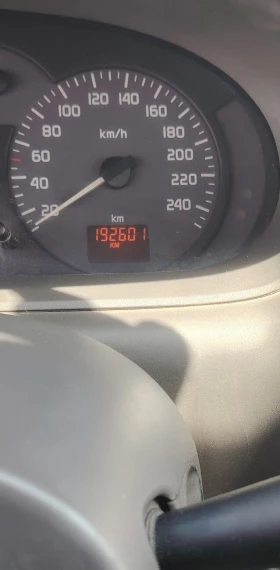 Обява за продажба на Renault Scenic ~4 000 лв. - изображение 6