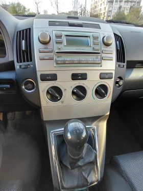 Toyota Corolla verso, снимка 10