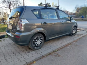 Toyota Corolla verso, снимка 5