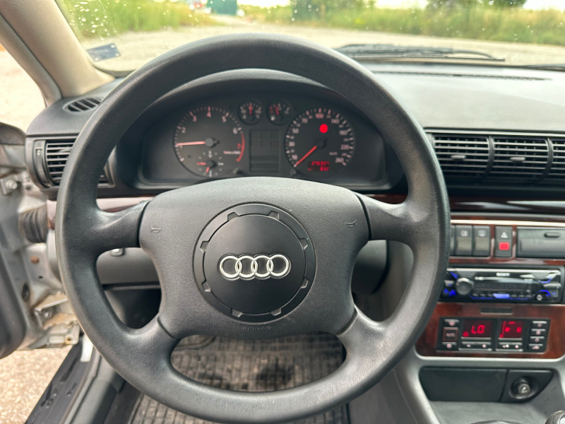 Audi A4, снимка 9 - Автомобили и джипове - 46447641