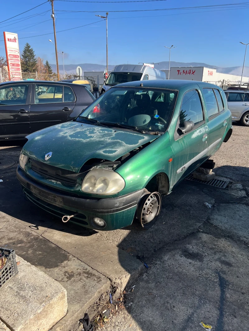 Renault Clio 1.2, снимка 1 - Автомобили и джипове - 48099423