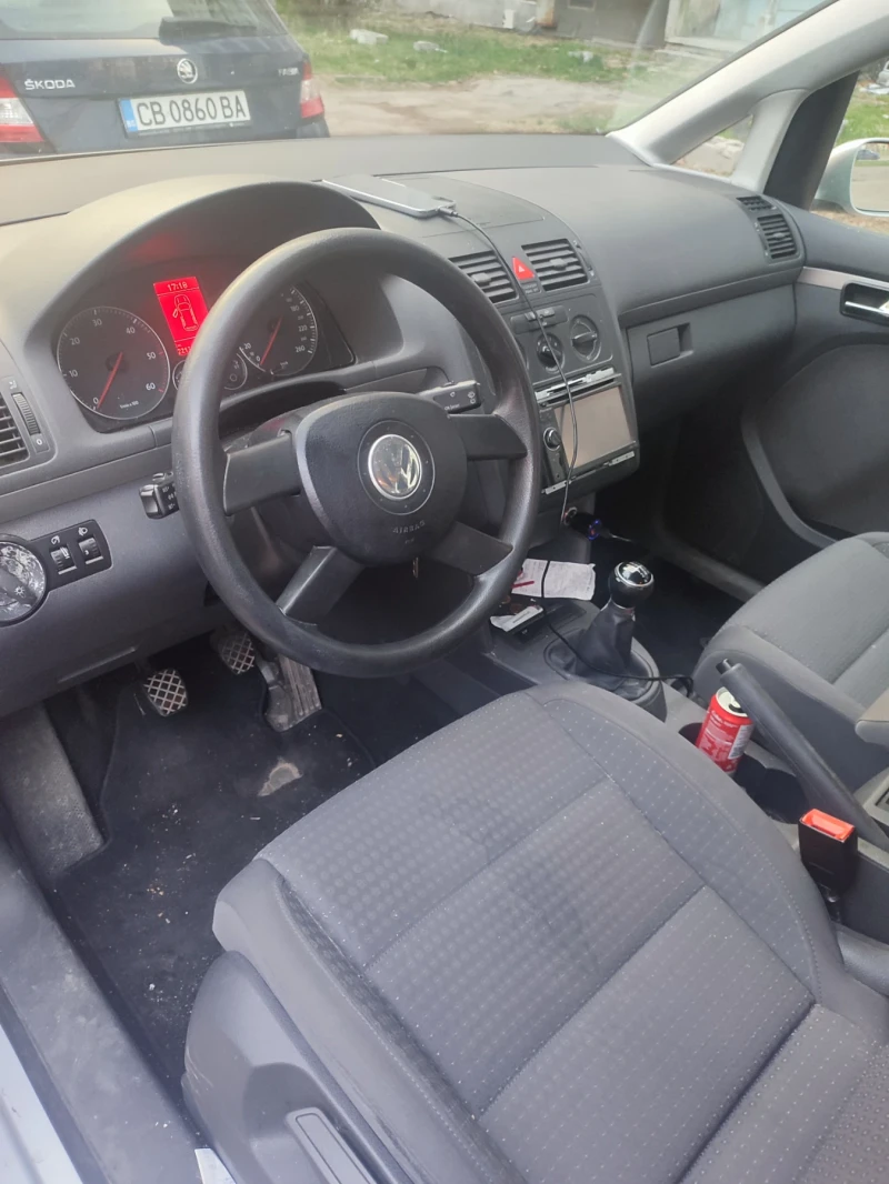 VW Touran 1.9 tdi 105 к.с., снимка 6 - Автомобили и джипове - 49512646