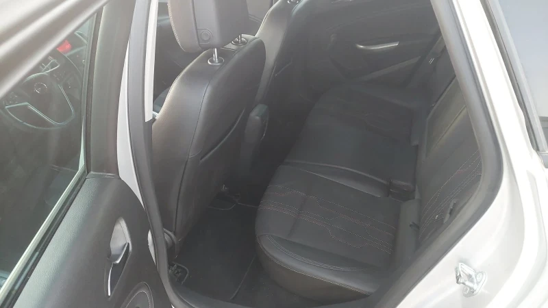 Opel Astra * GERMANY* DIESEL* 1.7* 6 СКОРОСТИ , снимка 11 - Автомобили и джипове - 52446643