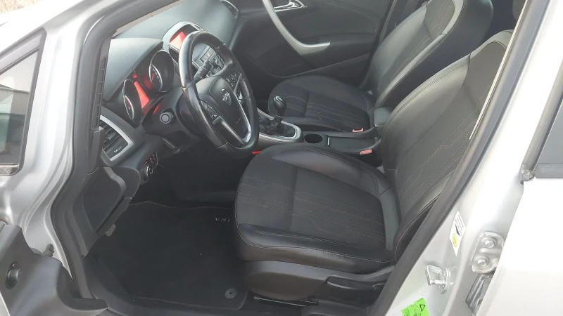 Opel Astra * GERMANY* DIESEL* 1.7* 6 СКОРОСТИ , снимка 8 - Автомобили и джипове - 52446643