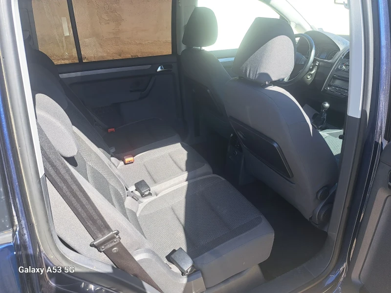 VW Touran Бензин, метан, снимка 9 - Автомобили и джипове - 51581512